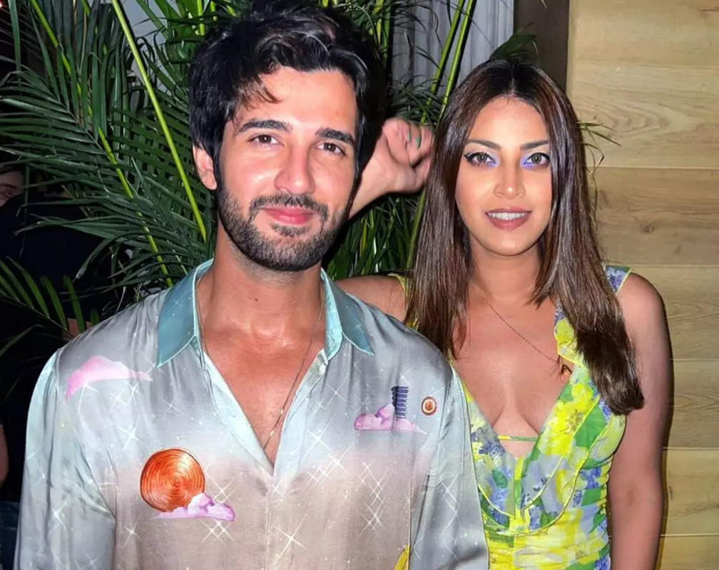 
Aditya Seal talks about his extended holiday plans with wife Anushka Ranjan
