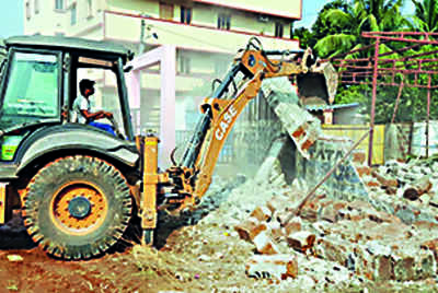 Eviction drive: Vendors, others warn of protests