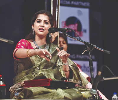 Kolkata musicians thank Rishabh Pant for respecting sentiments