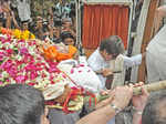 Stars at funeral of late Shammi Kapoor