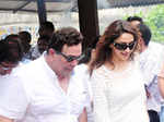 Stars at funeral of late Shammi Kapoor