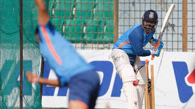Rishabh Pant is aware about his role in the team, says bowling coach Mhambrey