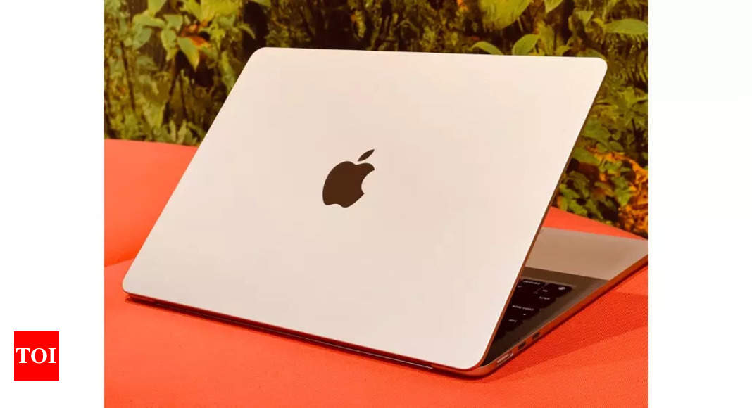 Apple may launch 13-inch MacBook Air, iPad Pro with OLED displays soon – Times of India