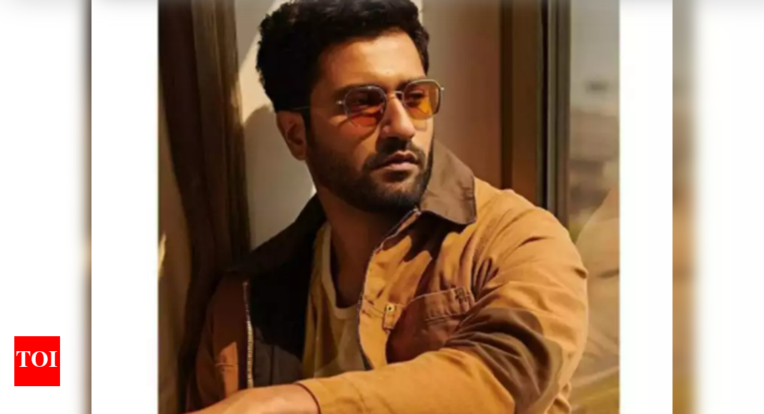 Vicky Kaushal enjoys his favourite cheat meal - can you guess what it is called? | Hindi Movie News - Times of India Vicky Kaushal enjoys his favourite cheat meal - can you guess what it is called? | Hindi Movie News - Times of India