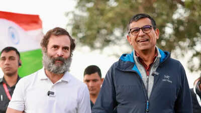 Ex-RBI governor Raghuram Rajan joins Rahul Gandhi's Bharat Jodo Yatra
