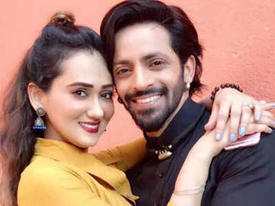 Bigg Boss 16: Guunjan on husband Vikkas Manaktala's game in the show; says 'Fake, dual personalities and loud voices irks him the most'