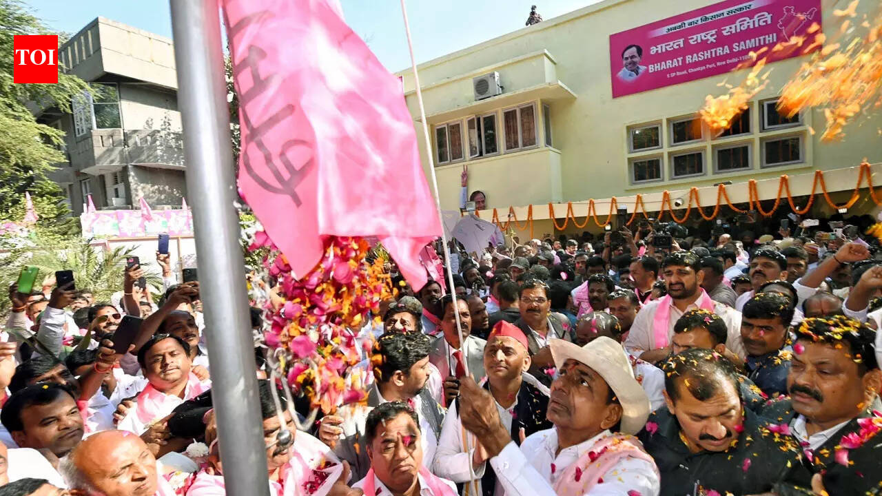 Telangana chief minister K Chandrashekhar Rao inaugurates Bharat ...