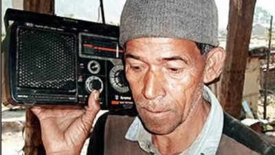 No TV or phone, just 1 radio links Uttarakhand tribe to outside world