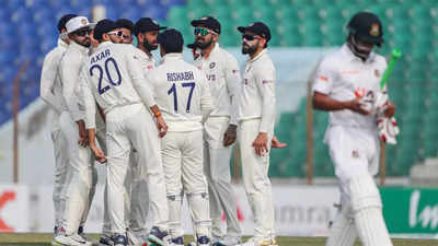 1st Test, Day 2: Bangladesh slip to 37/2 at tea as India take control |  Cricket News - Times of India