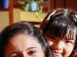 The actress is very close with Aria Sakaria, who plays her on-screen daughter, Savi, in the show.