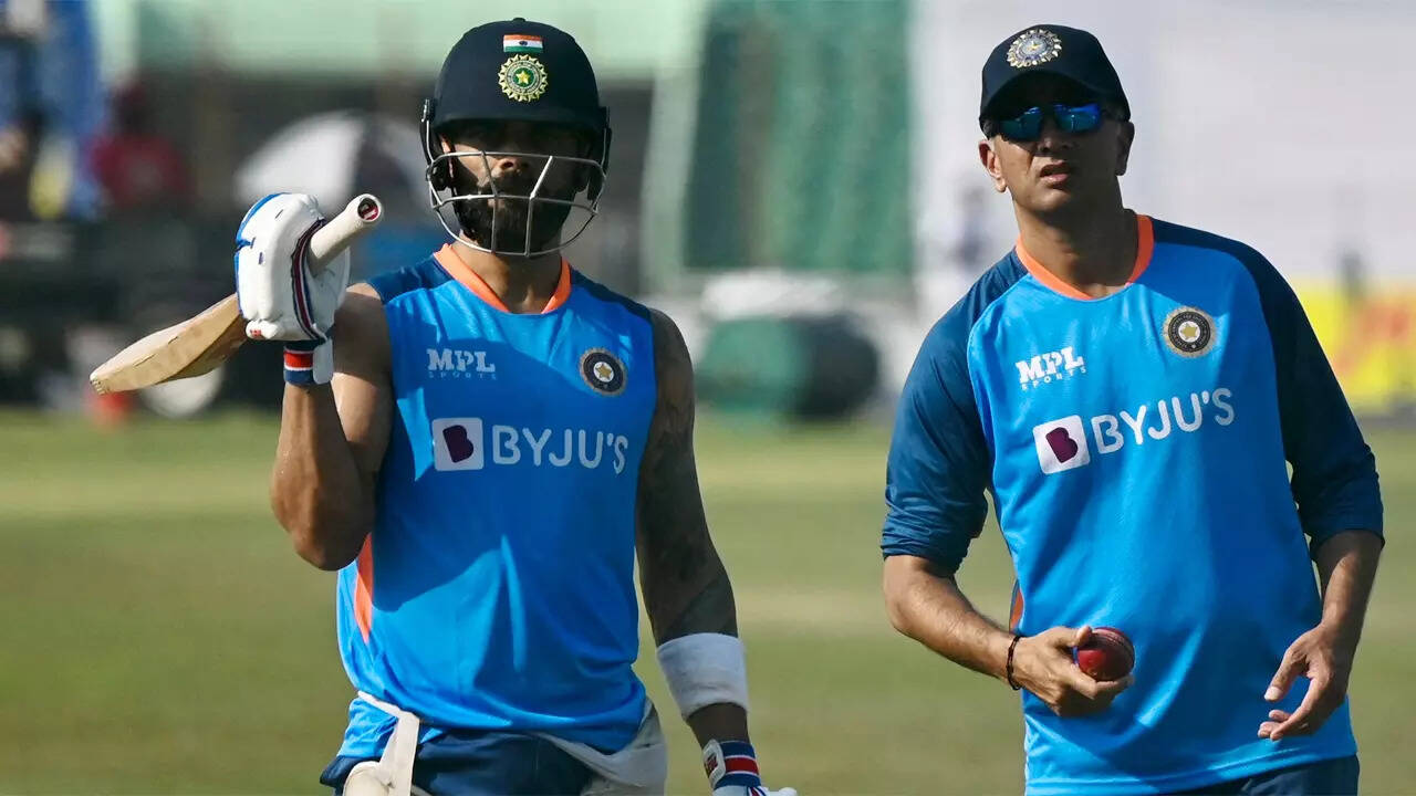 Virat Kohli knows when to be aggressive and when to control the game: Rahul  Dravid | Cricket News - Times of India