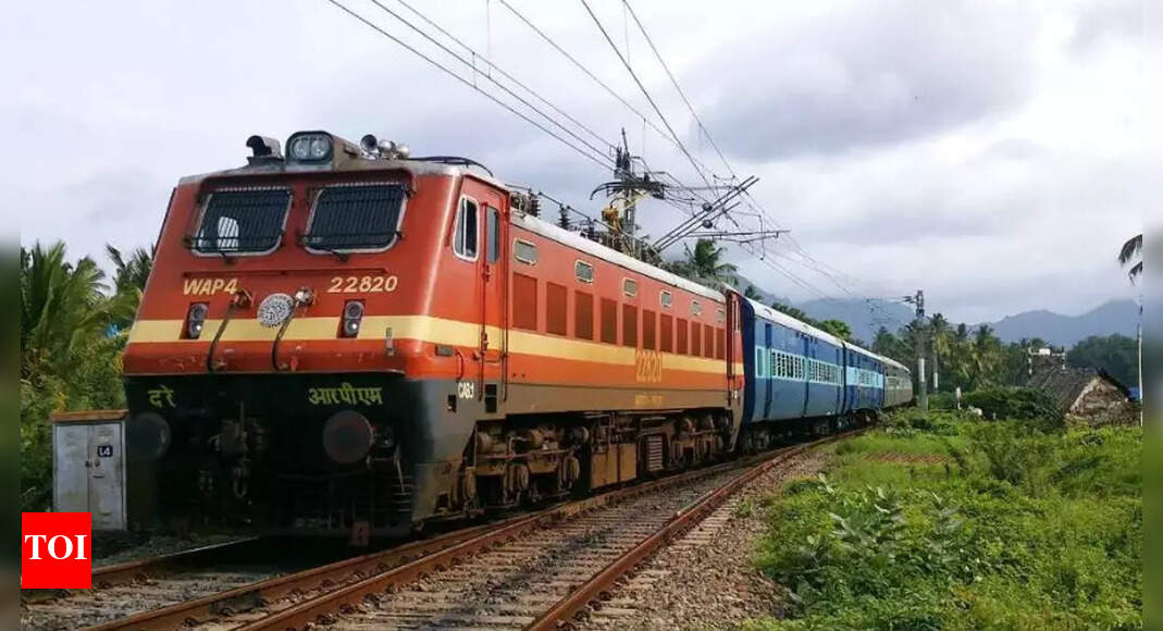 Govt’s share sale in IRCTC over-subscribed, investors put in bids worth Rs 3,800 crore – Times of India