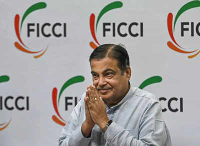 Gadkari directs his ministry, NHAI to get his approval for all proposals for transfers, postings of Group-A officials