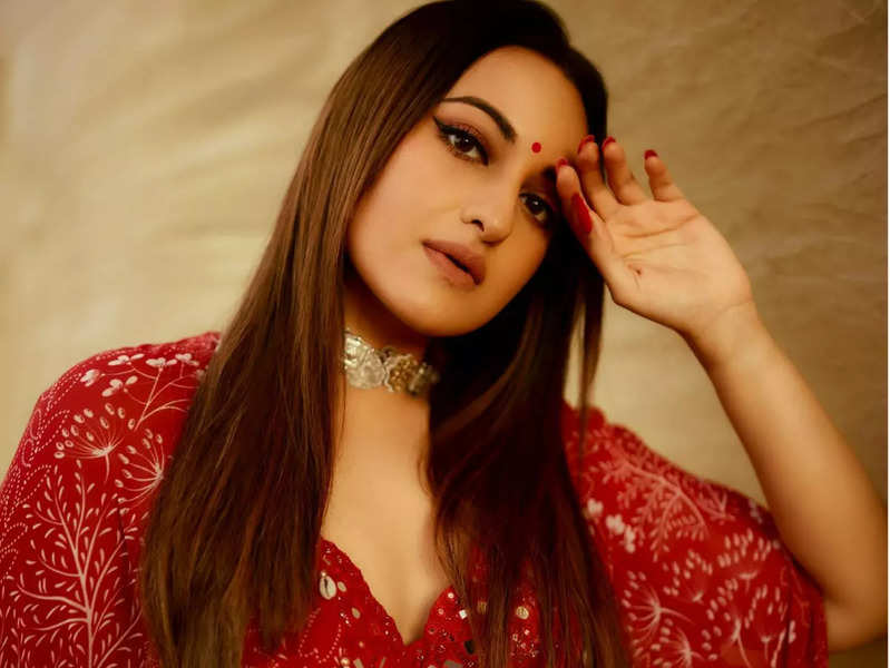 Sonakshi Sinha I Will Be A Very Simple Bride Hindi Movie News Times Of India