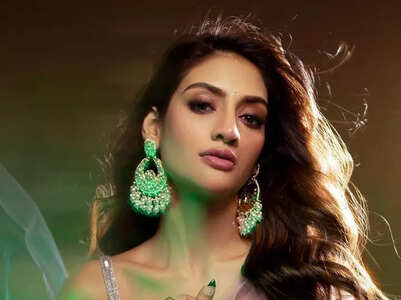 Celebs in their best saree looks of 2022