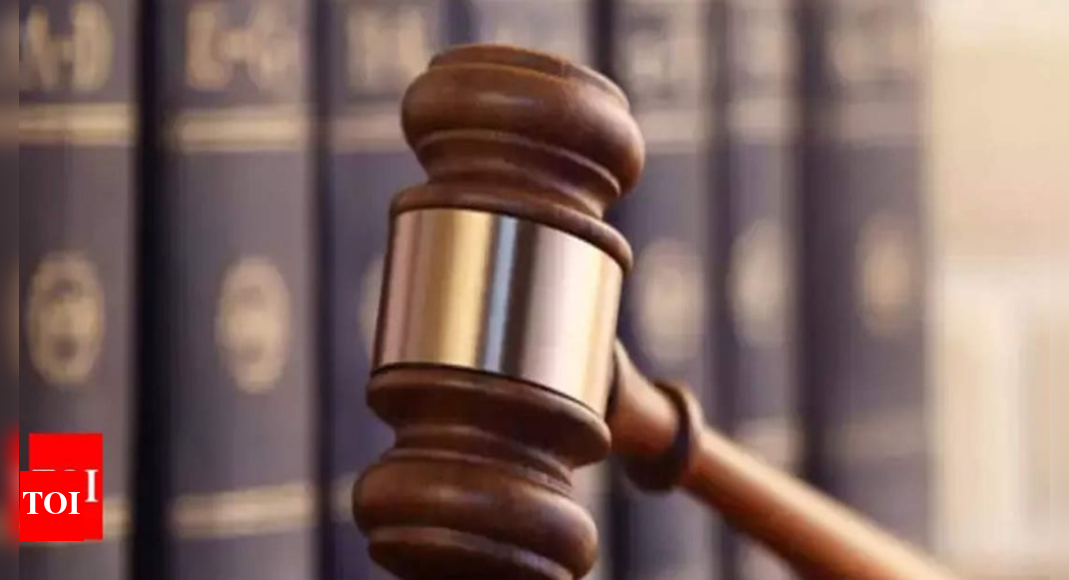 रेलवे ठेकेदार हत्याकांड: 6 महीने तक पुलिस को चकमा देकर आरोपी ने लखनऊ कोर्ट में किया सरेंडर |  लखनऊ समाचार – टाइम्स ऑफ इंडिया