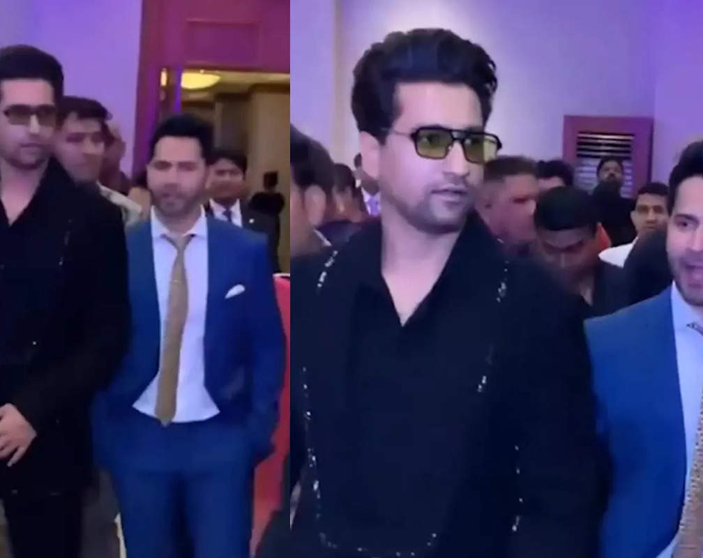 
Hilarious! Vicky Kaushal asking Varun Dhawan 'toilet kaha hai' at an event will remind you of your bestie. Check out
