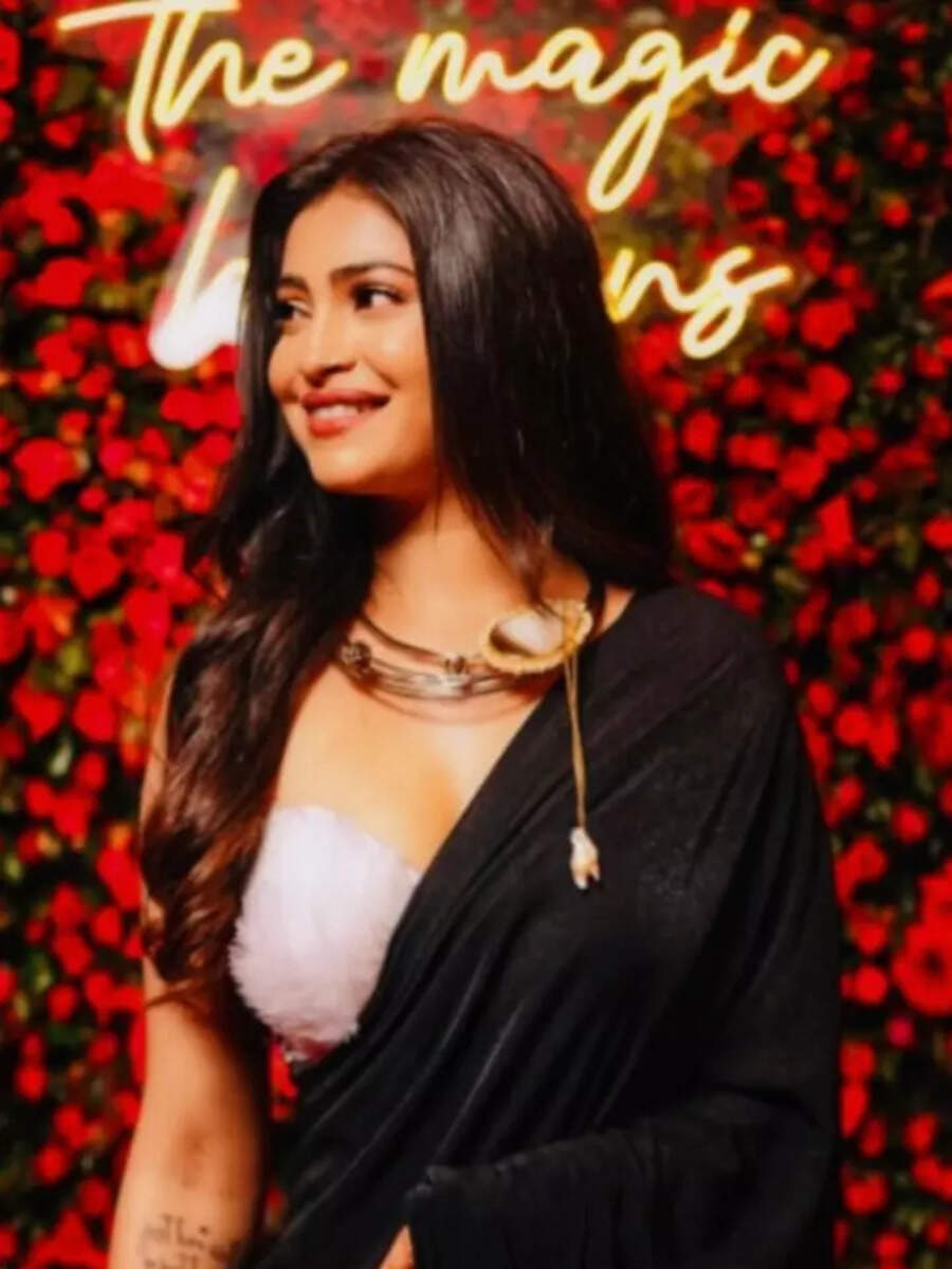 Stunning photos of Bengali beauty Jasmine Roy Times of India