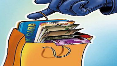 In Bengaluru, bank clerk accused of stealing Rs 6 lakh ends life