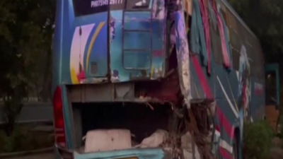 20 injured, 2 critical in collision between two buses on Greater Noida Expressway