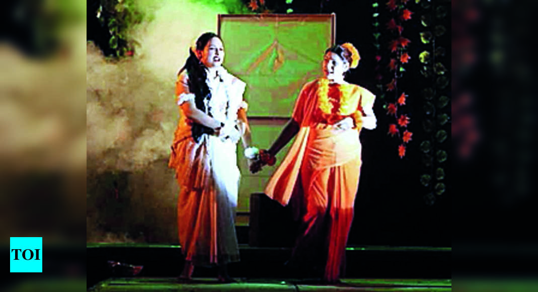 नाटक में दिखाई गई महिलाओं की अग्निपरीक्षा |  इलाहाबाद समाचार – टाइम्स ऑफ इंडिया