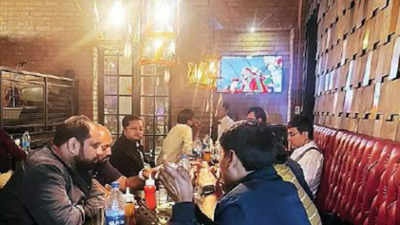 Football push to footfall at Kolkata restaurants on Super Sunday
