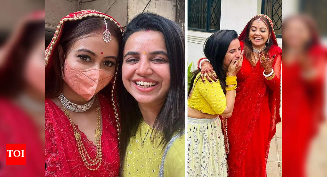 Bhavini Purohit When I saw Devoleena in her wedding outfit, I had