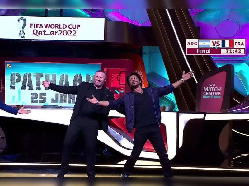 Shah Rukh Khan promotes Pathaan with Wayne Rooney at FIFA World Cup final
