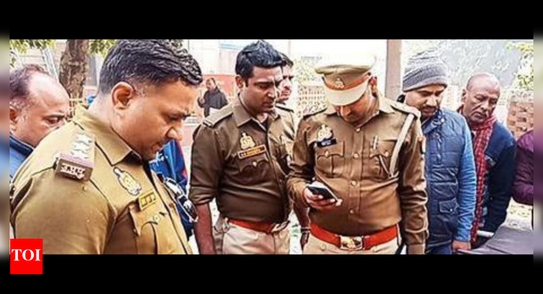 Man who killed ex-SDM shot dead in encounter in Uttar Pradesh | Agra ...