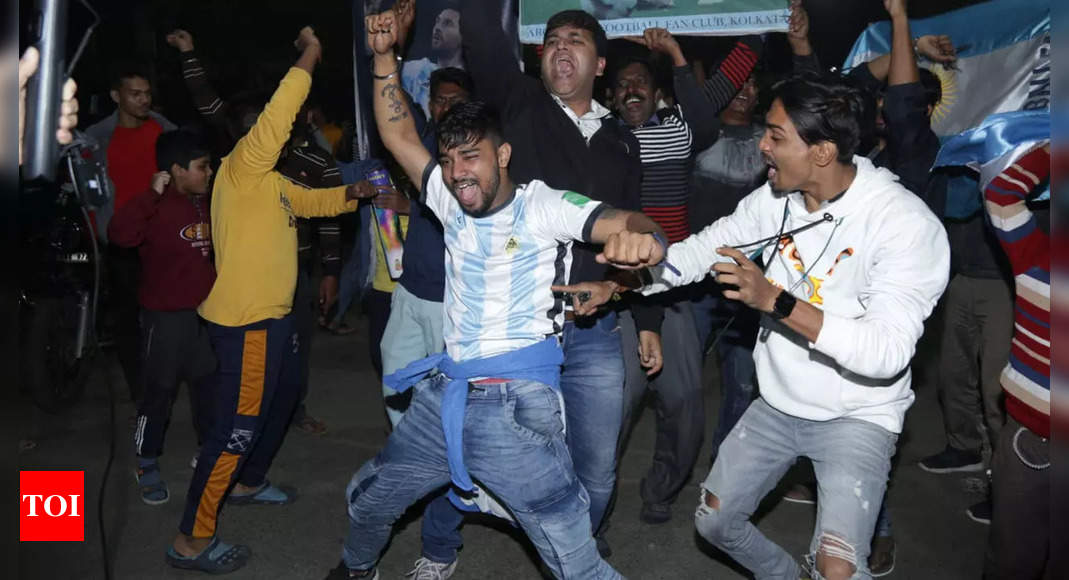 मेसी की शानदार जीत के बाद कोलकाता में ला अल्बिसेलेस्टे के प्रशंसकों के लिए परियों की कहानी का अंत |  कोलकाता समाचार – टाइम्स ऑफ इंडिया