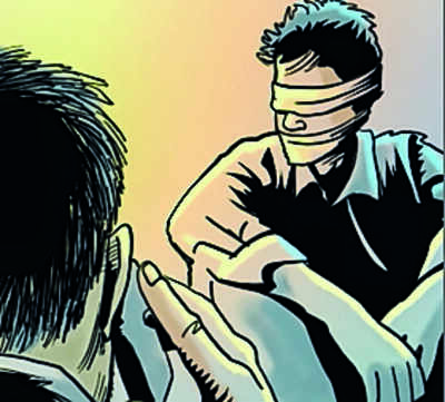 Vend worker alleges robbery, cops say it’s theft