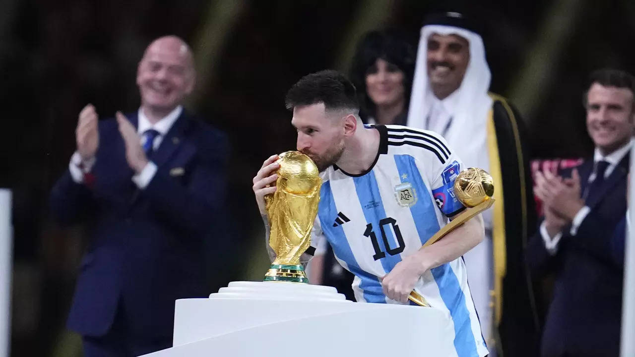 Leo messi world cup Wallpapers Download  MobCup