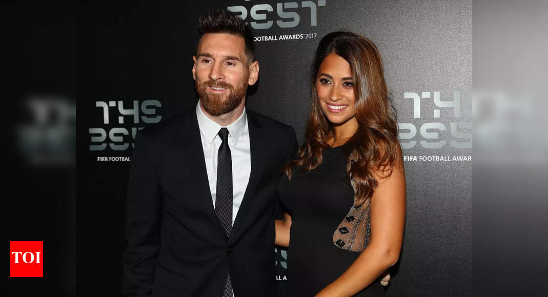 Model and Leo Messi’s proud wife Antonela Roccuzzo celebrates Argentina