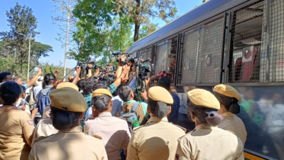 Police deny permission for ‘Marathi Mahamelava’ in Karnataka’s Belagavi; detain MES leaders