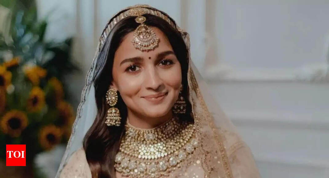 Tools to achieve an iconic bridal hairstyle - Times of India Tools to achieve an iconic bridal hairstyle - Times of India