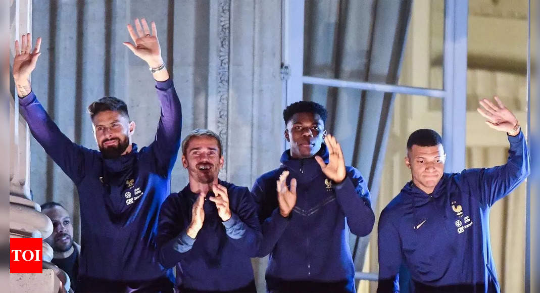 Jubilant welcome for French team on FIFA World Cup return | Football News – Times of India