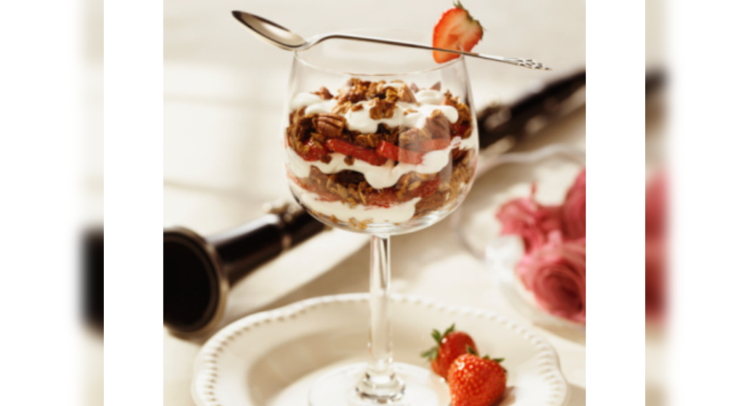 Fruit and Yoghurt Parfait Recipe: How to make Fruit and Yoghurt Parfait ...
