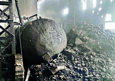 2 killed, 4 injured as furnace explodes in steel factory