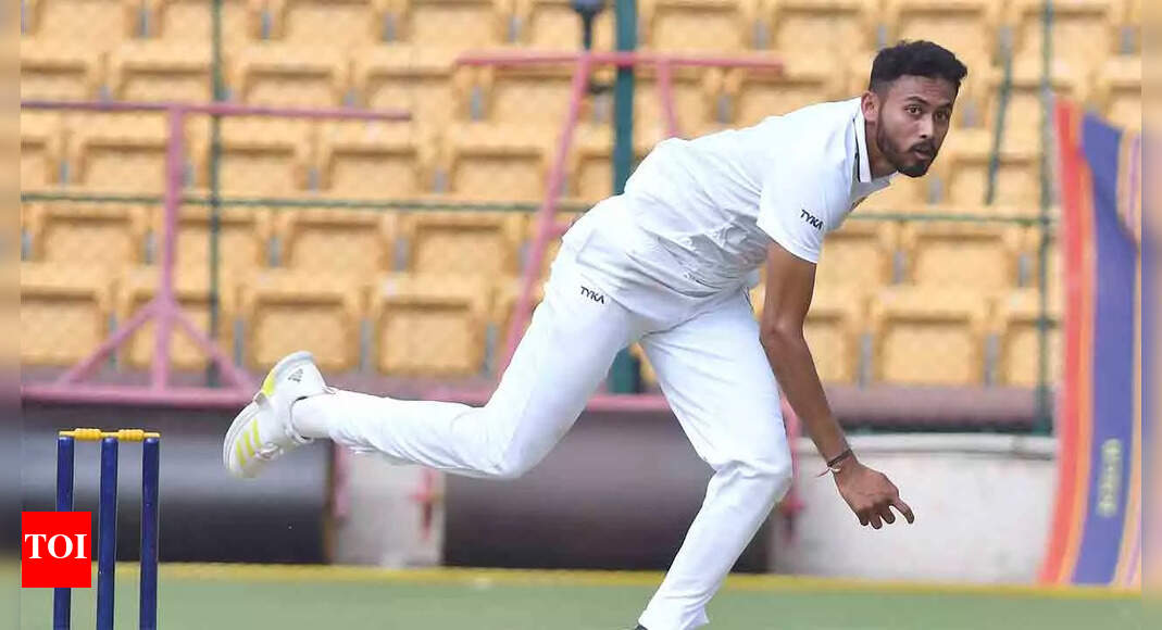 Ranji Trophy: Vidwath Kaverappa leads Karnataka pacers' charge ...