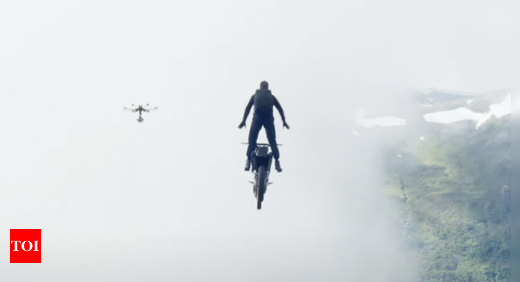 tom cruise stunt motorcycle off cliff