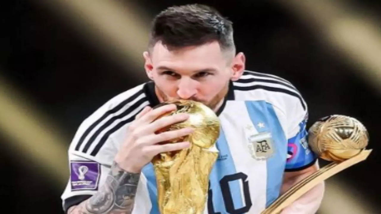 Lionel Messi's World Cup winning photo becomes most liked photo on  Instagram - Times of India