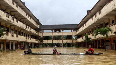 Five dead, more than 70,000 evacuated in Malaysia floods