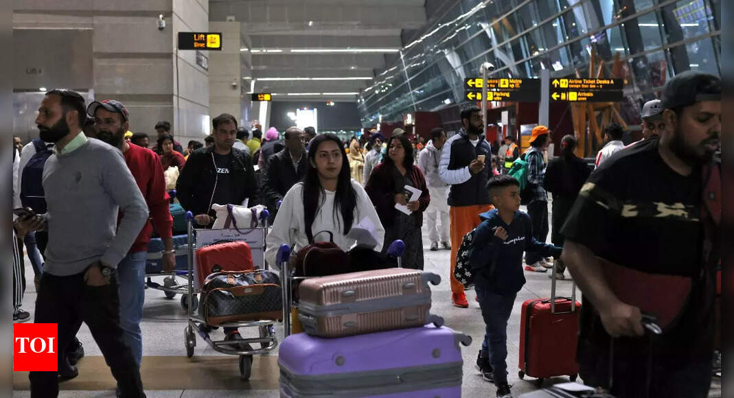 Covid-19: Focus back on screening at airport, mask & booster dose