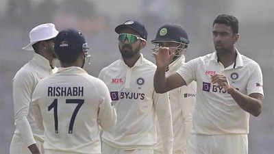 2nd Test: Unadkat, Ashwin get wickets in opening session against Bangladesh