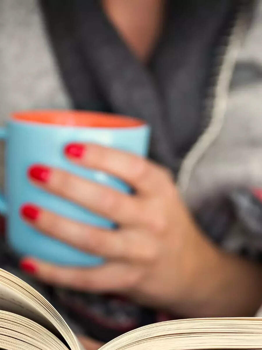 What your preferred book format says about you | Times of India