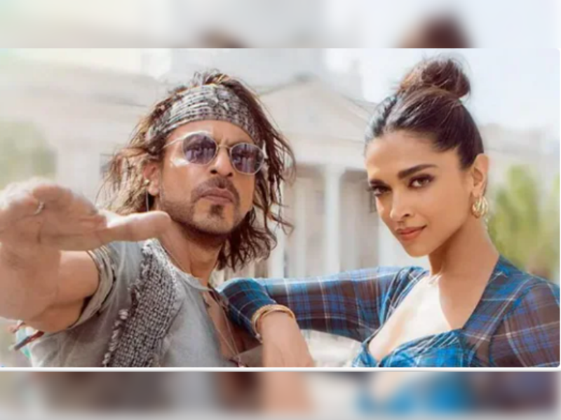 Jhoome Jo Pathaan Song Shah Rukh Khan And Deepika Padukone Look Their Stylish Best Hindi 5778