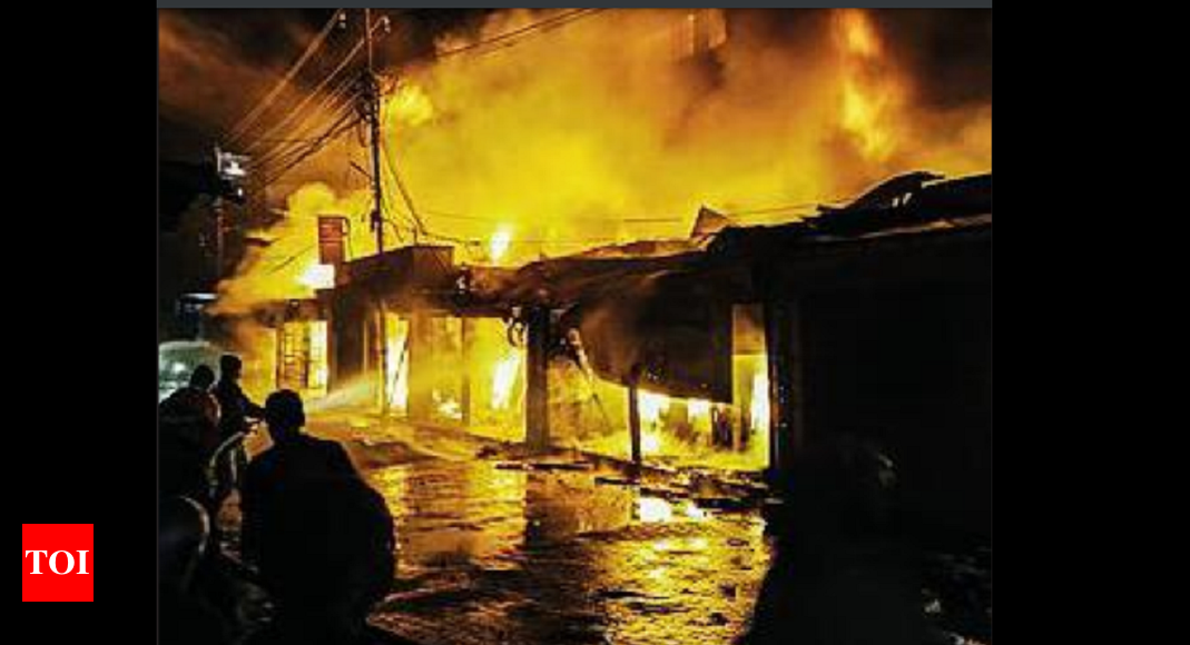 असम: जोरहाट आग में 6 करोड़ रुपये की संपत्ति नष्ट |  गुवाहाटी समाचार – टाइम्स ऑफ इंडिया