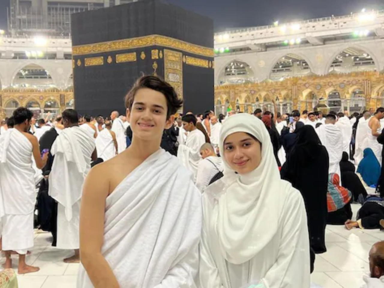 Jannat Zubair shares pics from her first Umrah with family - Times of India