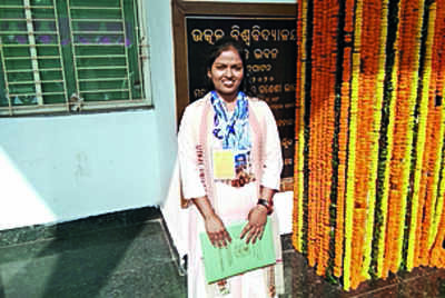 Utkal University student gets 13 gold medals