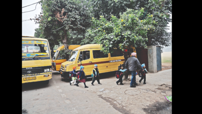Safe vahan policy: School skips its duty, child lands in hospital